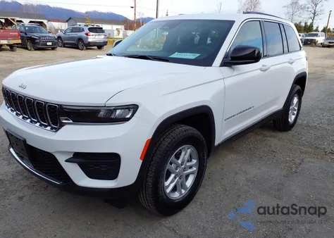 2025 Jeep Grand Cherokee Laredo 4X4 from USA, damaged, VIN 1C4RJHAG3SC373677